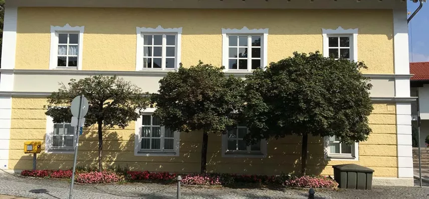 Das Gebäude der Taufkirchner Wohnungsbaugesellschaft in der Tölzer Str. 5, 82024 Taufkirchen